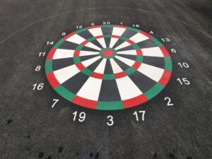 Jeux au sol cour de récréation